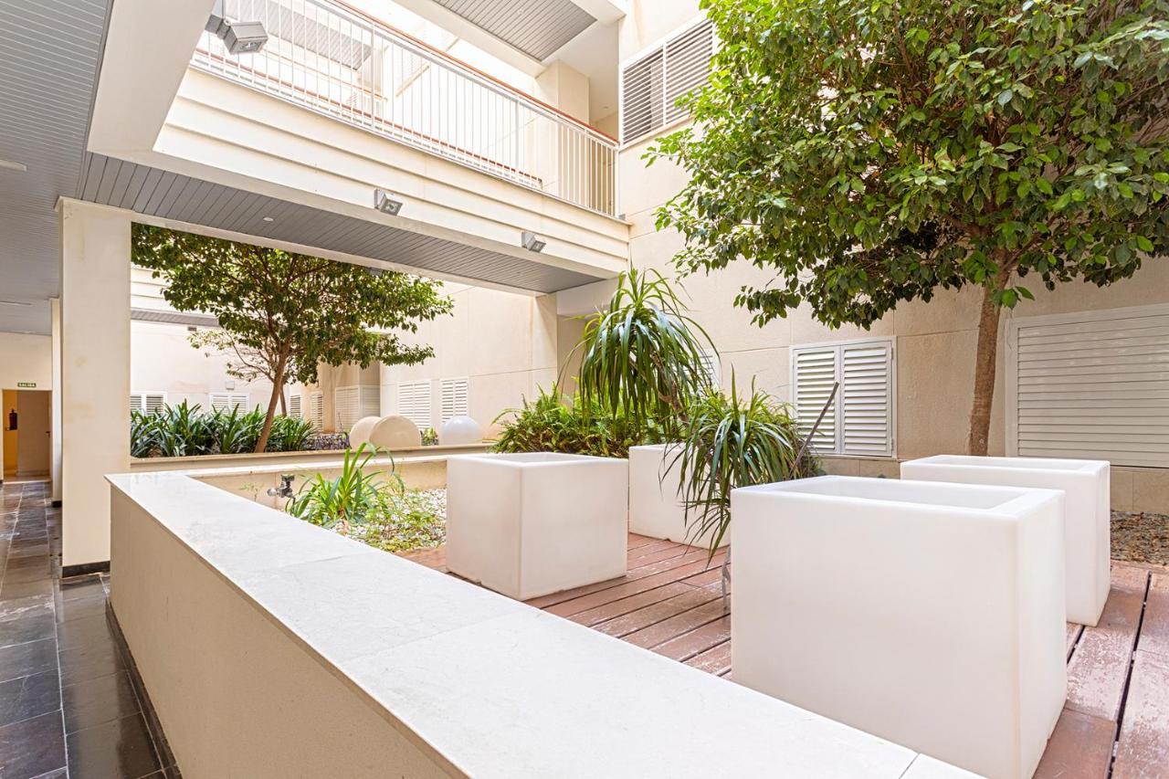 Great Comfort And Quietness In Malaga'S Heart Apartment Exterior photo